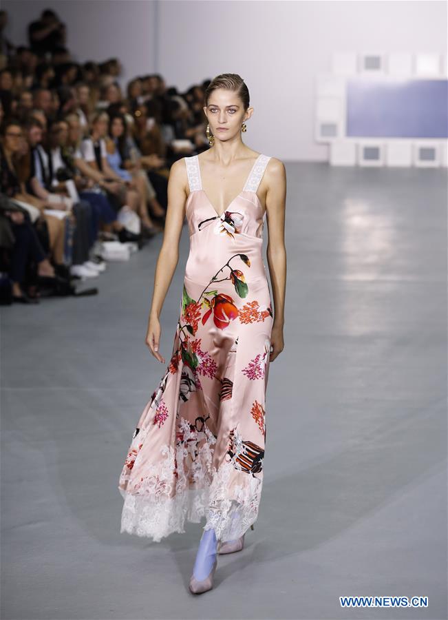 BRITAIN-LONDON-FASHION WEEK-TEATUM JONES 