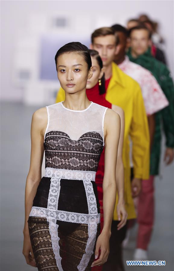 BRITAIN-LONDON-FASHION WEEK-TEATUM JONES 