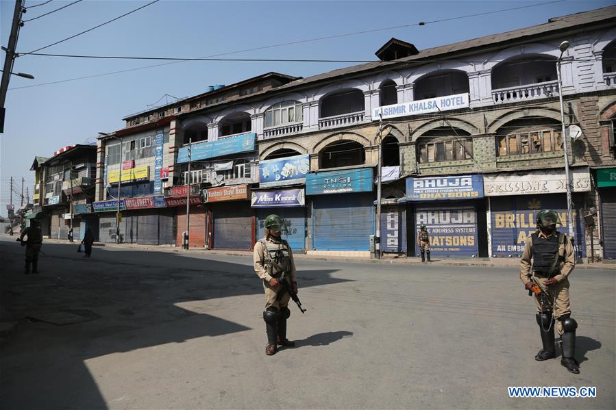 KASHMIR-SRINAGAR-CURFEW