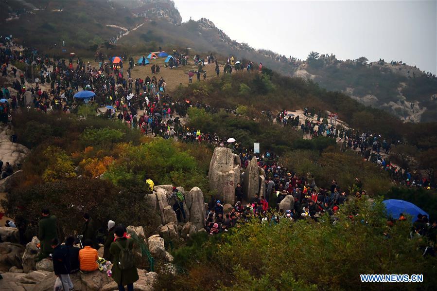 CHINA-SHANDONG-TAISHAN MOUNTAIN-TOURISM (CN)