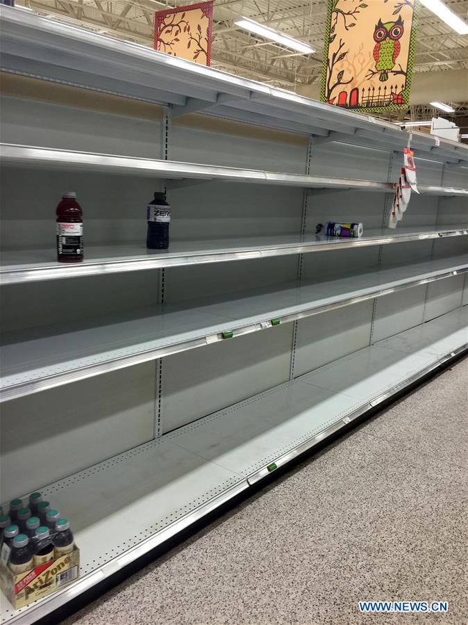 U.S.-ORLANDO-HURRICANE MATTHEW-PREPARATION