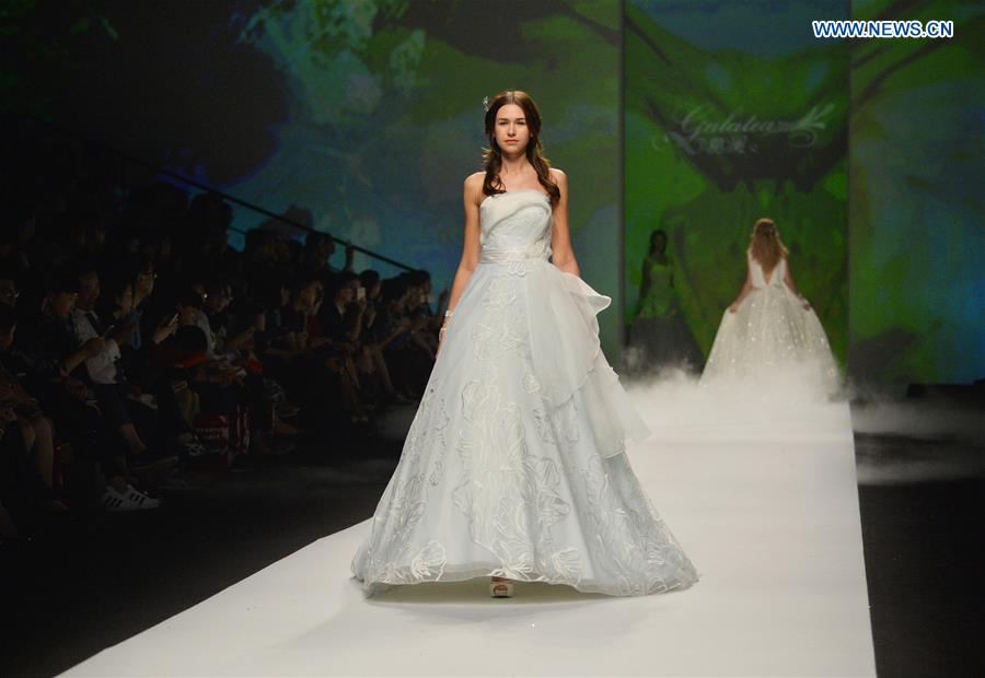 #CHINA-SHANGHAI-FASHION WEEK (CN)