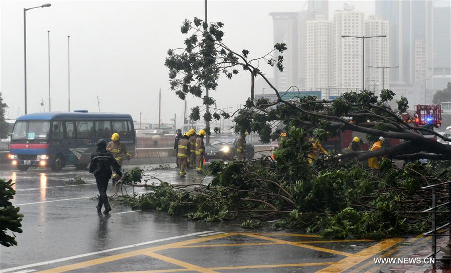 CHINA-HONG KONG-TYPHOON HAIMA (CN)