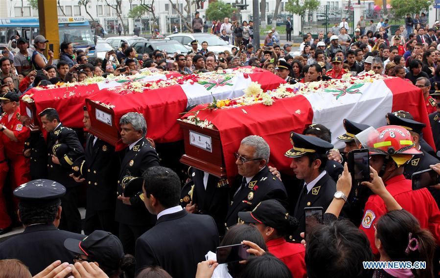 PERU-LIMA-ACCIDENT-FIRE-MOURNING CEREMONY