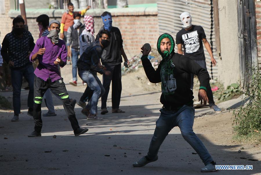 KASHMIR-SRINAGAR-PROTEST
