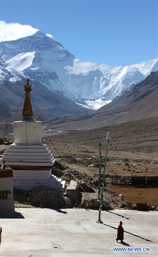CHINA-MOUNT QOMOLANGMA-SCENERY (CN)