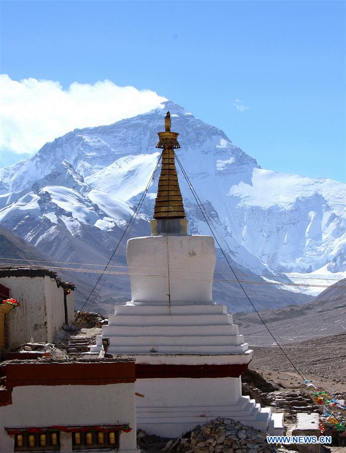 CHINA-MOUNT QOMOLANGMA-SCENERY (CN) 