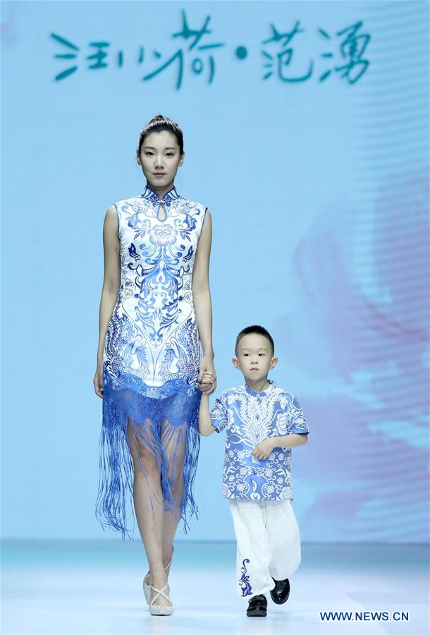 CHINA-BEIJING-FASHION WEEK(CN)