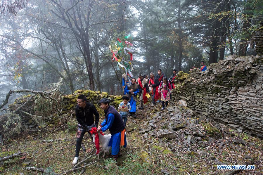 CHINA-SICHUAN-QIANG ETHNIC GROUP-NEW YEAR (CN)