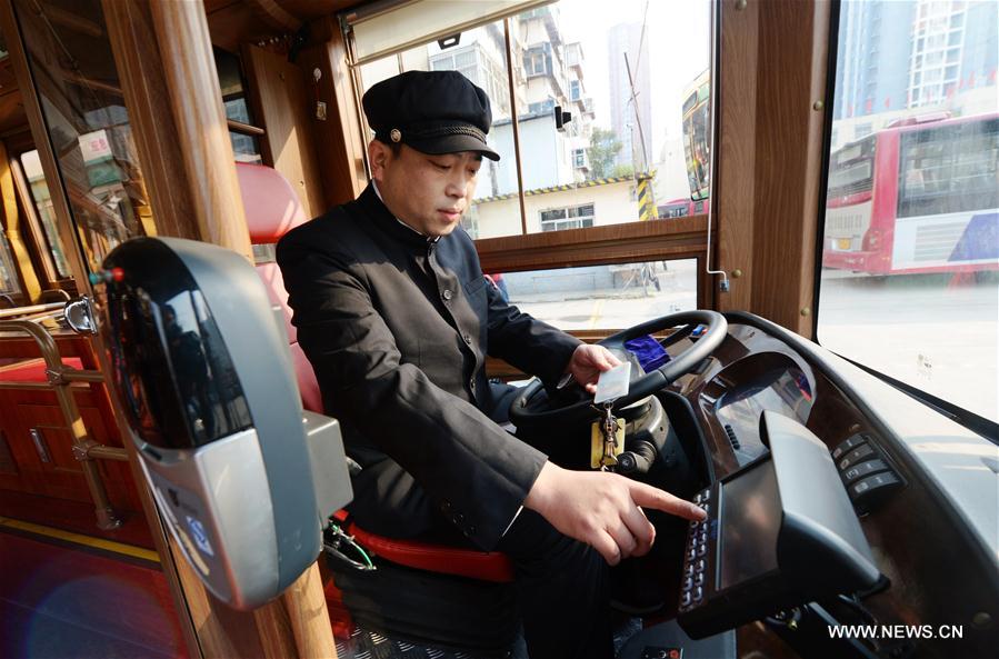 CHINA-SHIJIAZHUANG-DANGDANG BUSES-OPERATION (CN)