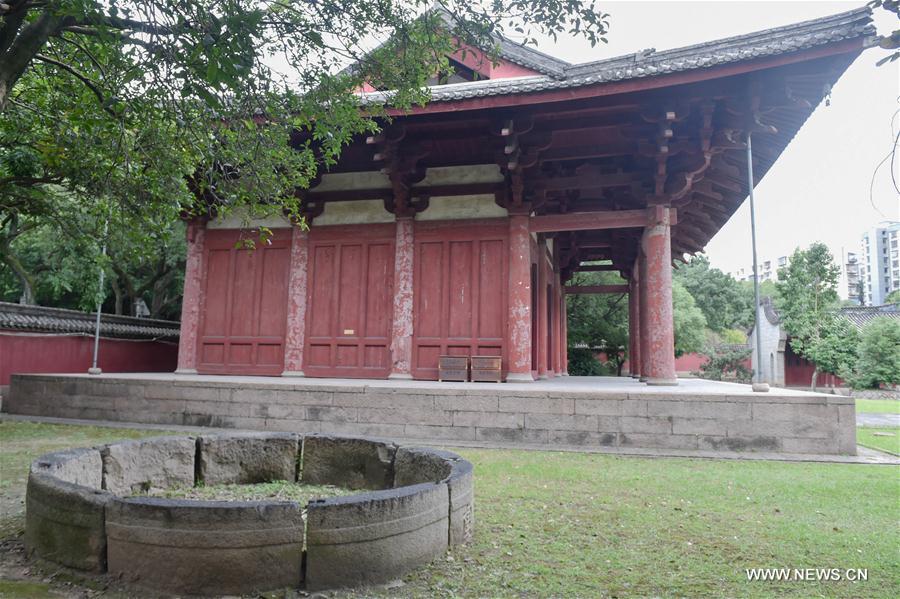 Hualin Monastery, situated at the southern foot of Pingshan Hill of Fuzhou, was built in Northern Song Dynasty in 964 A.D.. Hualin Monastery, situated at the southern foot of Pingshan Hill of Fuzhou, was built in Northern Song Dynasty in 964 A.D..
