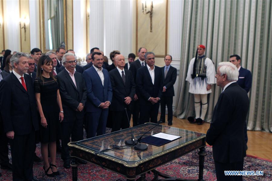 GREECE-ATHENS-RESHUFFLED CABINET-SWEAR IN