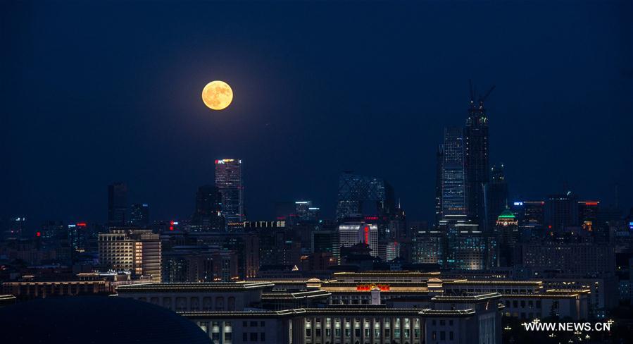 CHINA-BEIJING-SUPERMOON (CN)