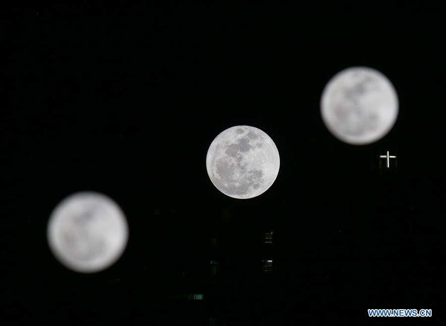 KENYA-NAIROBI-"SUPERMOON"