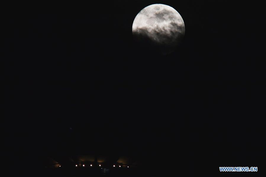 KENYA-NAIROBI-"SUPERMOON"