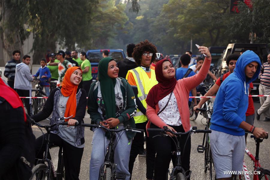 EGYPT-CAIRO-ORANGE BIKE DAY