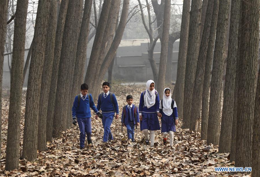 KASHMIR-SRINAGAR-SCHOOL