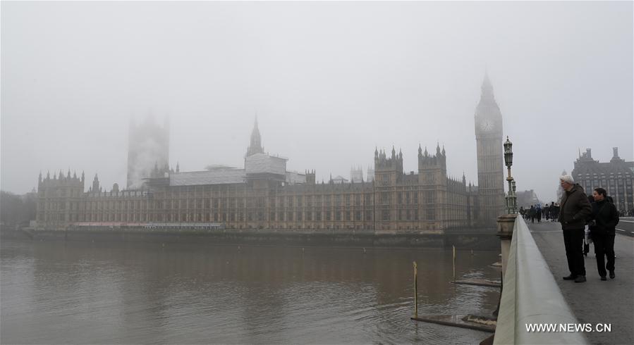 BRITAIN-LONDON-FOG