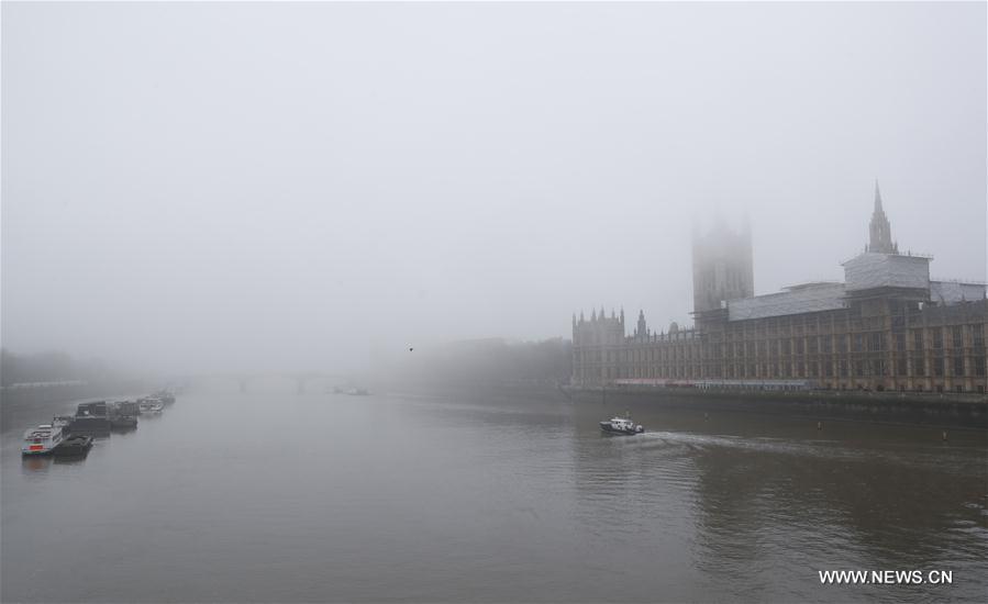 BRITAIN-LONDON-FOG