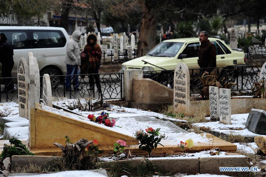 SYRIA-ALEPPO-GRAVES IN CITY GARDENS