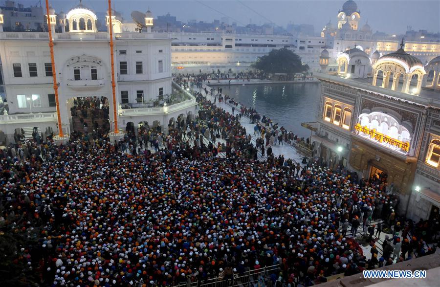 Devotees seek divine blessings at Golden Tem