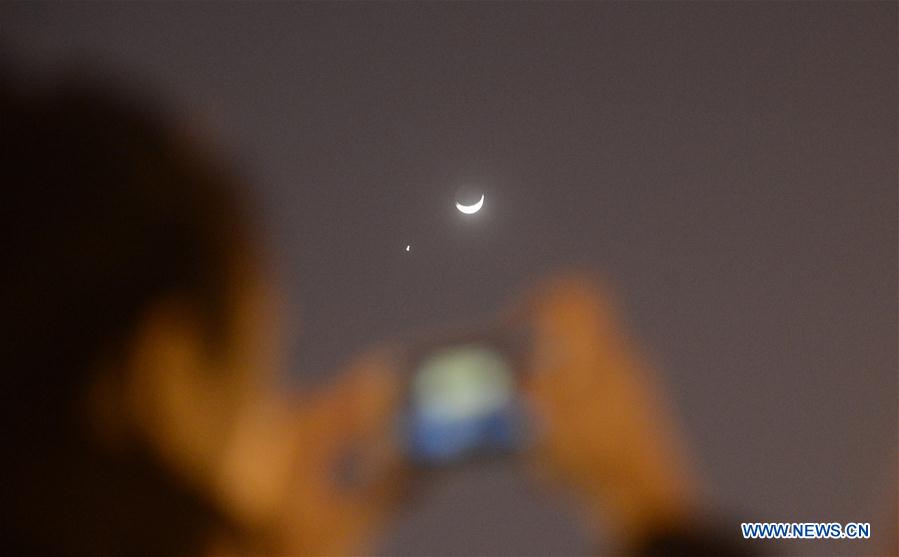 #CHINA-ASTRONOMICAL PHENOMENON-MOON-VENUS (CN)