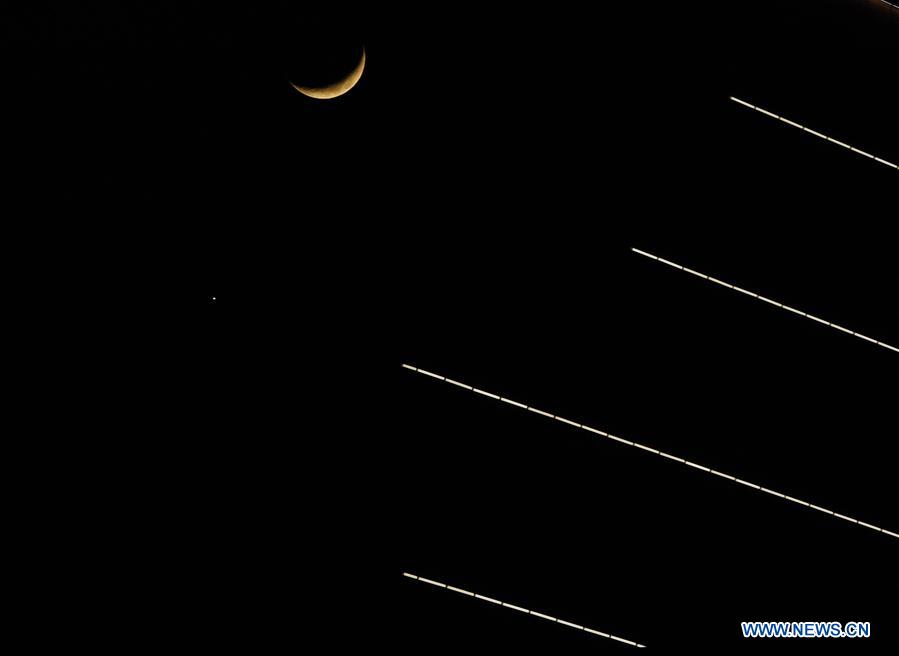CHINA-ASTRONOMICAL PHENOMENON-MOON-VENUS (CN)