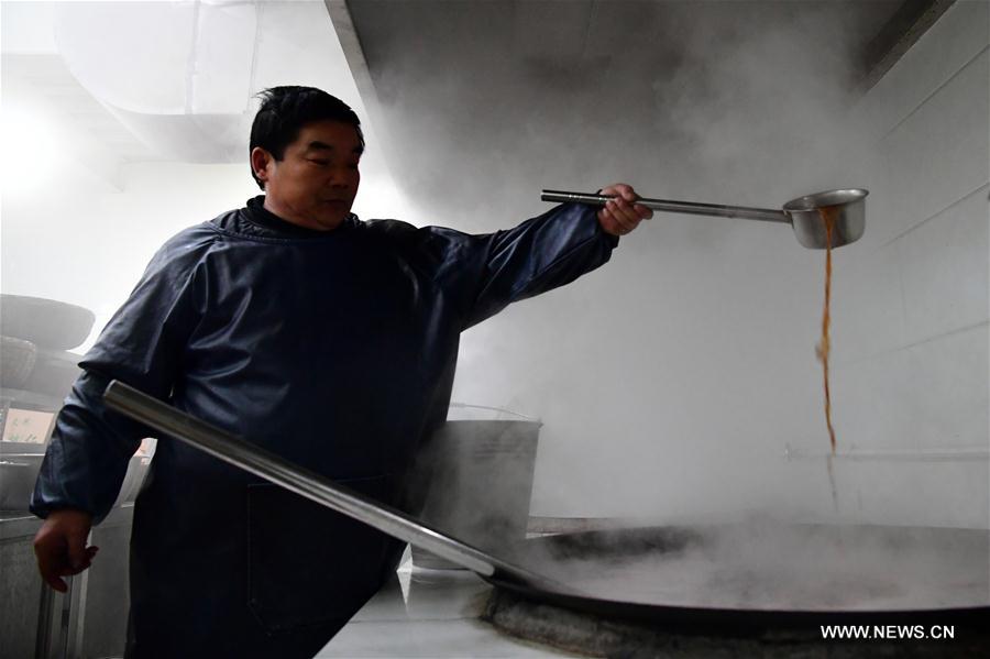 CHINA-LABA FESTIVAL-SHAOLIN TEMPLE (CN) 