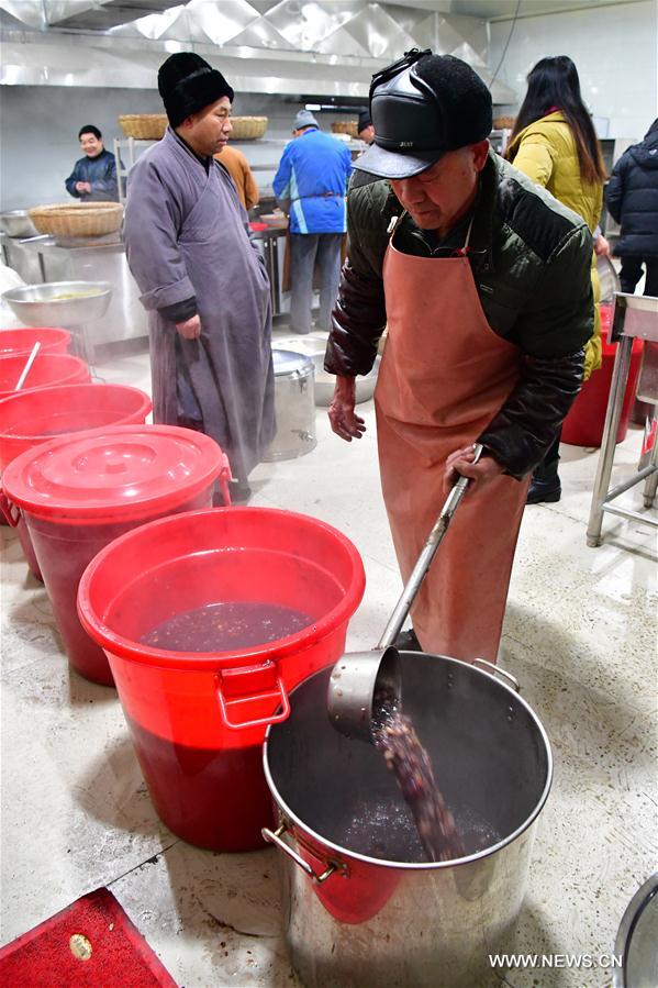 CHINA-LABA FESTIVAL-SHAOLIN TEMPLE (CN)