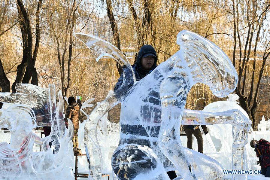 CHINA-HARBIN-ICE SCULPTURE-CONTEST(CN)