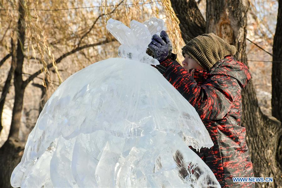 CHINA-HARBIN-ICE SCULPTURE-CONTEST(CN)