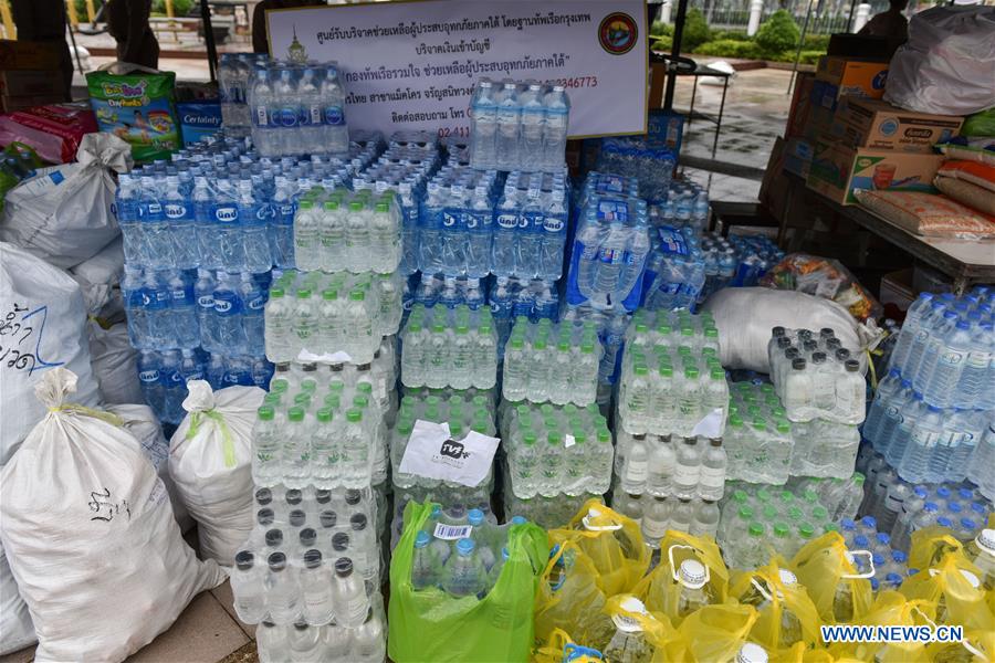 THAILAND-BANGKOK-NAVY-FLOOD-DISASTER-DONATION