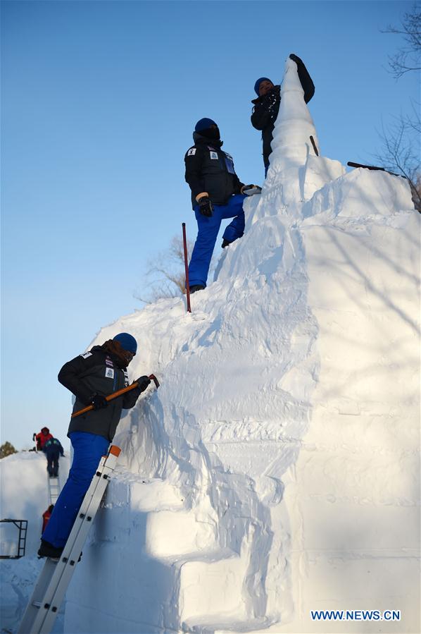 CHINA-HARBIN-SNOW SCULPTURE-COMPETITION (CN)