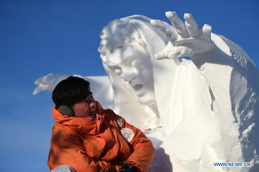 CHINA-HARBIN-SNOW SCULPTURE-COMPETITION (CN)