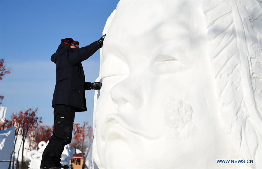 CHINA-HARBIN-SNOW SCULPTURE-COMPETITION (CN)