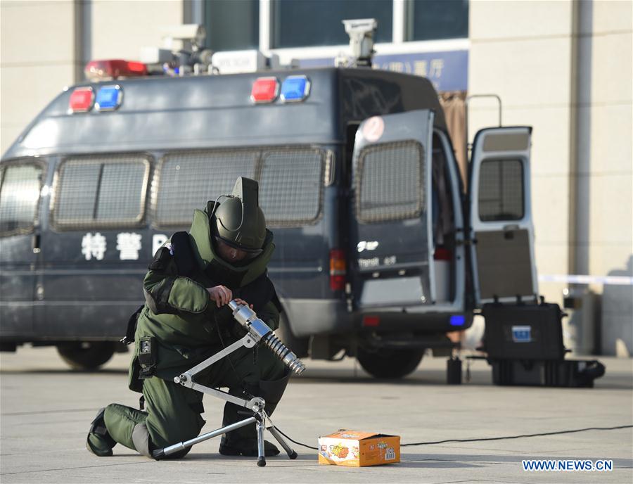 CHINA-INNER MONGOLIA-ANTI-TERROR-DRILL (CN)