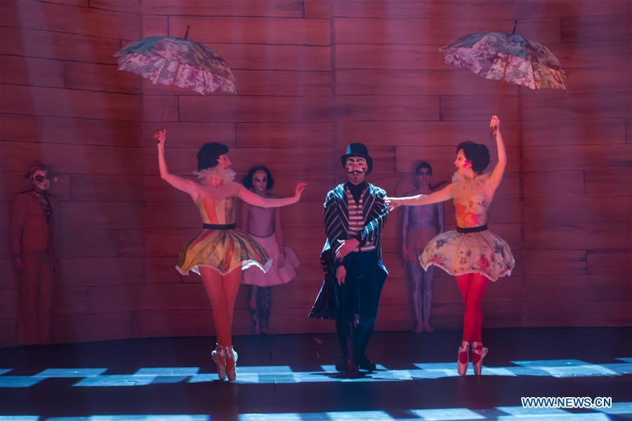 HUNGARY-BUDAPEST-PINOCCHIO-DANCE