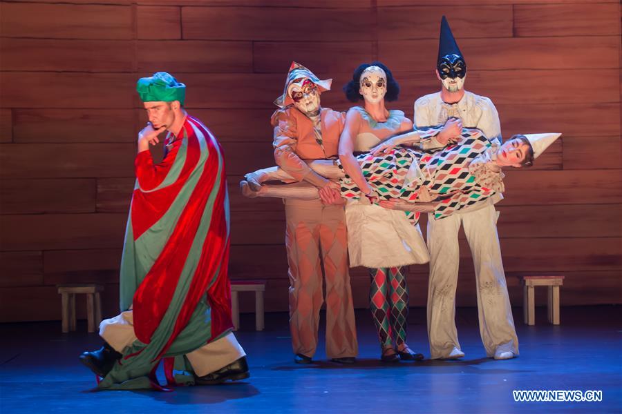 HUNGARY-BUDAPEST-PINOCCHIO-DANCE