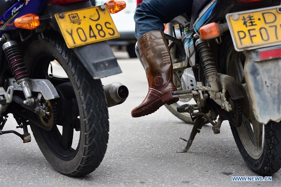 CHINA-GUANGDONG-MIGRANT WORKER-SPRING FESTIVAL-MOTORCYCLE TRIP-HOME (CN)