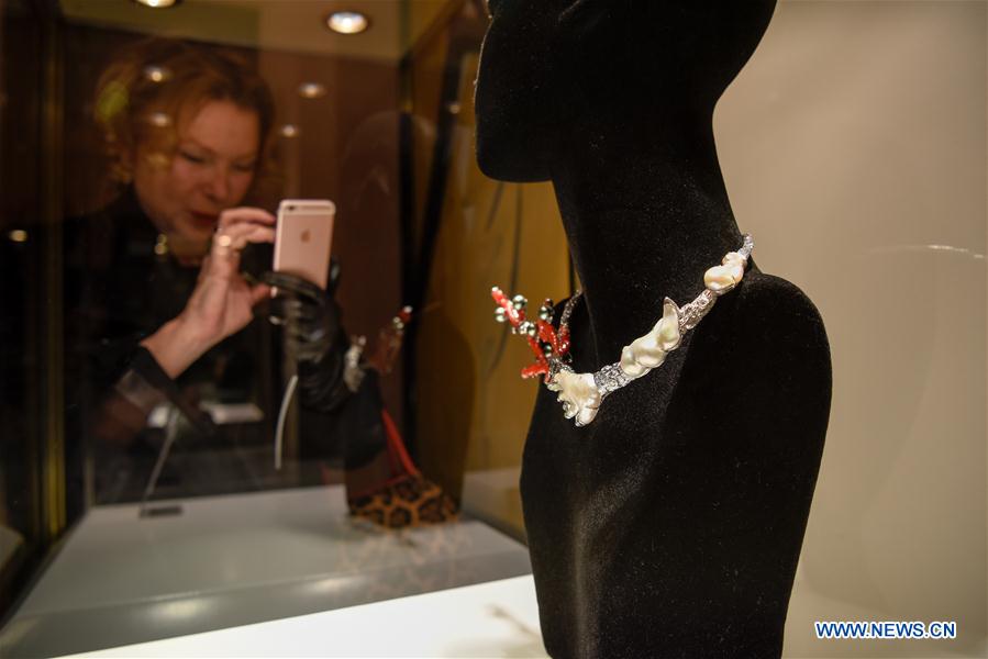FRANCE-PARIS-JEWELRY-MAXIM'S-PIERRE CARDIN