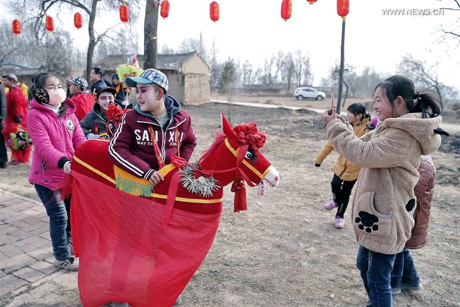 #CHINA-GANSU-XIAONIAN-PERFORMANCE (CN)