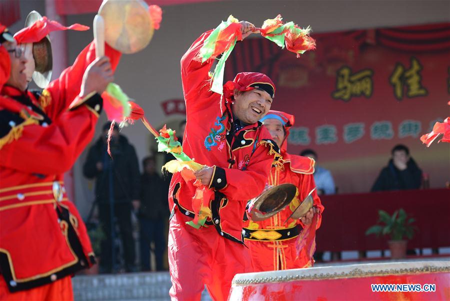 CHINA-XI'AN-GONG AND DRUM-CONTEST (CN)