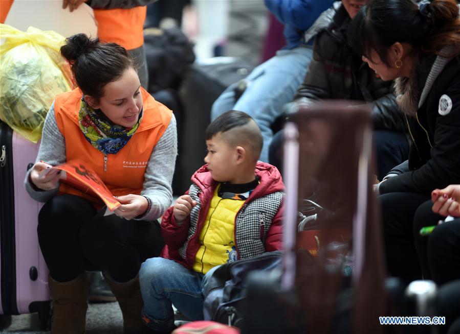 CHINA-ZHEJIANG-HANGZHOU-FOREIGN VOLUNTEERS (CN)