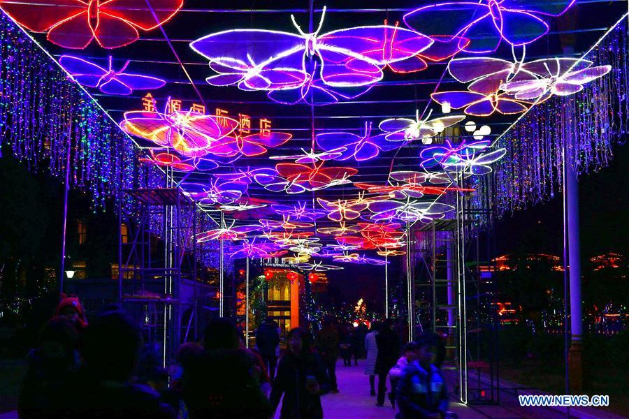 #CHINA-HUBEI-COLORED LIGHTS (CN)