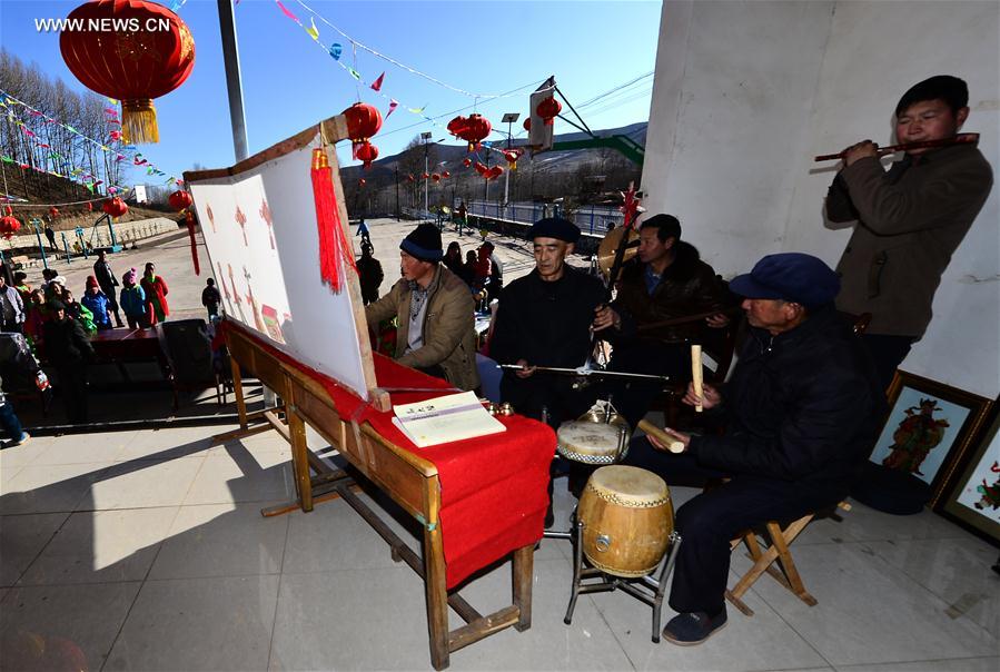 CHINA-QINGHAI-SHADOW PUPPET-ARTISAN (CN)