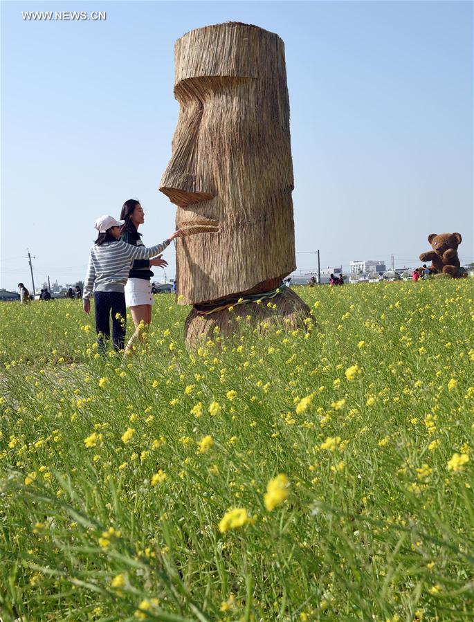 #CHINA-CHIAYI-STRAW STATUE (CN)