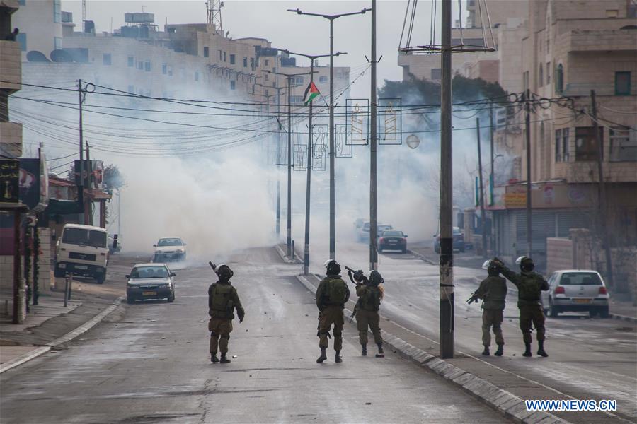 MIDEAST-BETHLEHEM-PROTEST
