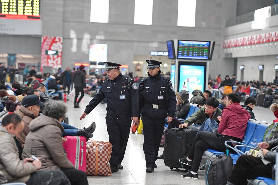 CHINA-CHANGCHUN-SPRING FESTIVAL-TRAVEL RUSH-SECURITY (CN)