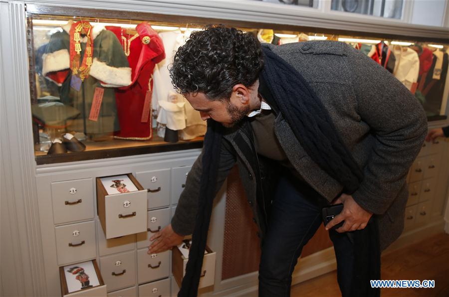 BELGIUM-BRUSSELS-MANNEKEN PIS-GARDEROBE