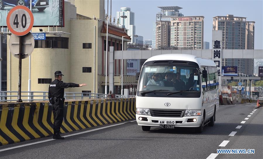 CHINA-SHENZHEN-HONG KONG-SUSPECT-TRANSFER (CN)